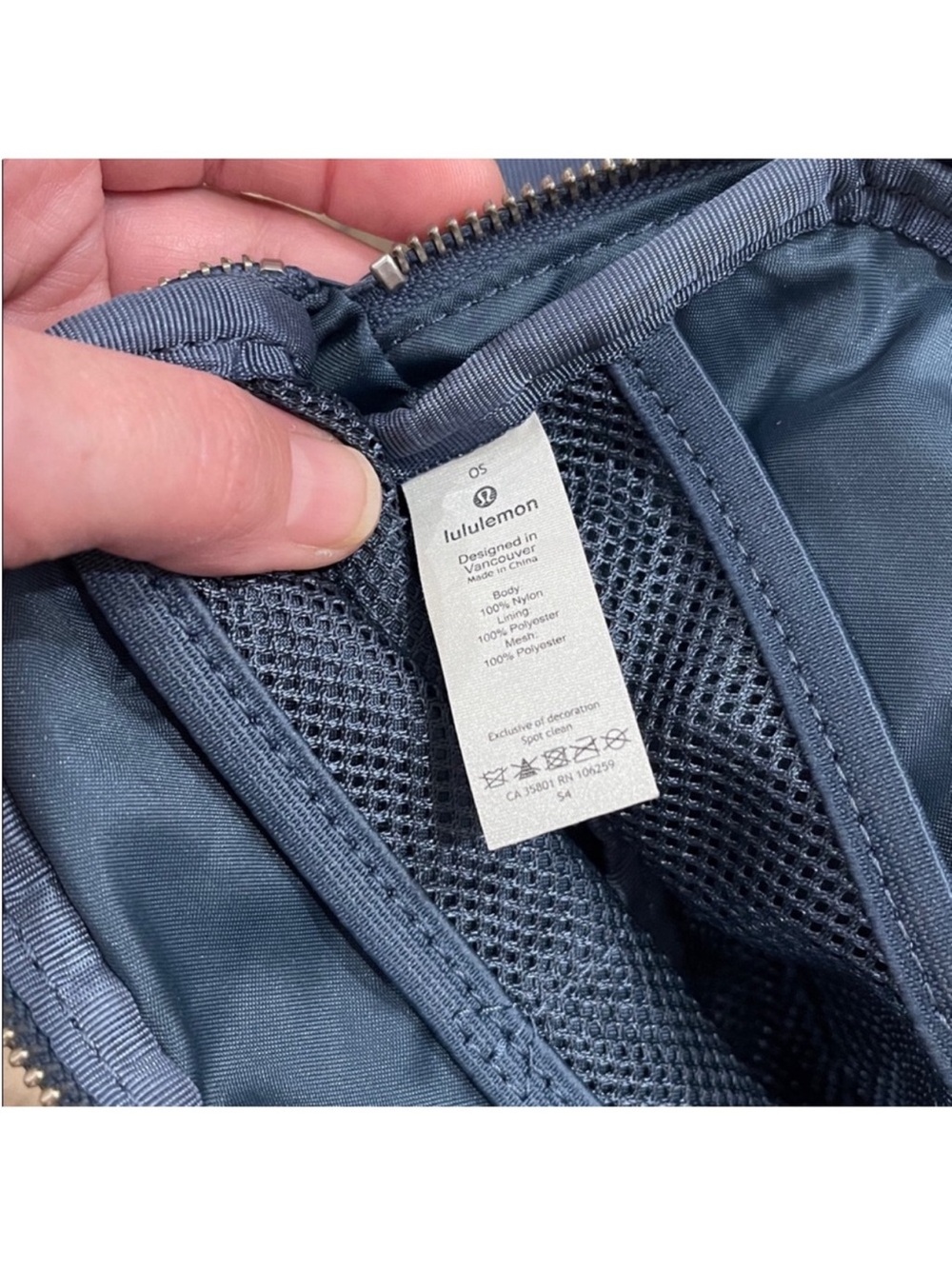 OG Lululemon Everywhere Belt Bag 1L Code Blue - Picture 10 of 13